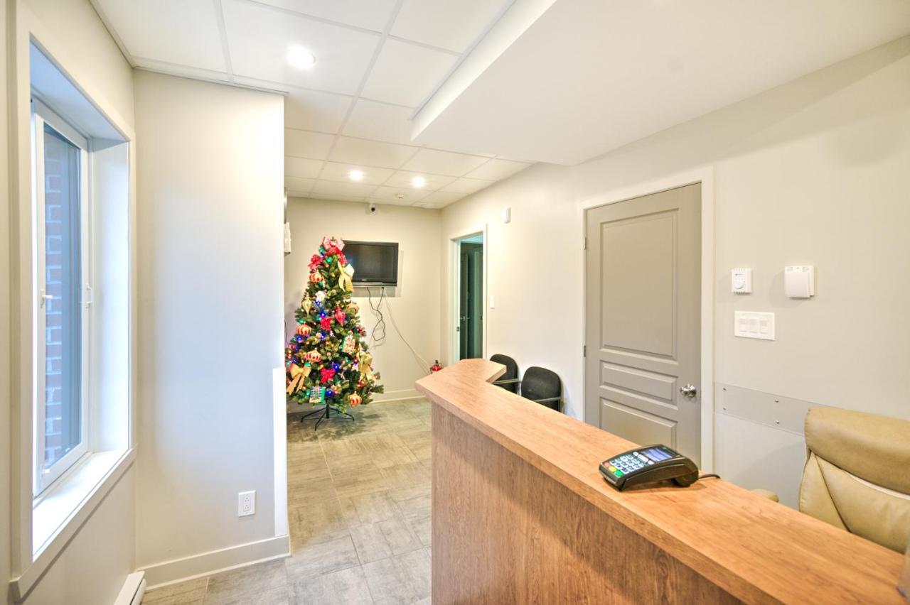 Motel Rustik Chateauguay Heights Luaran gambar